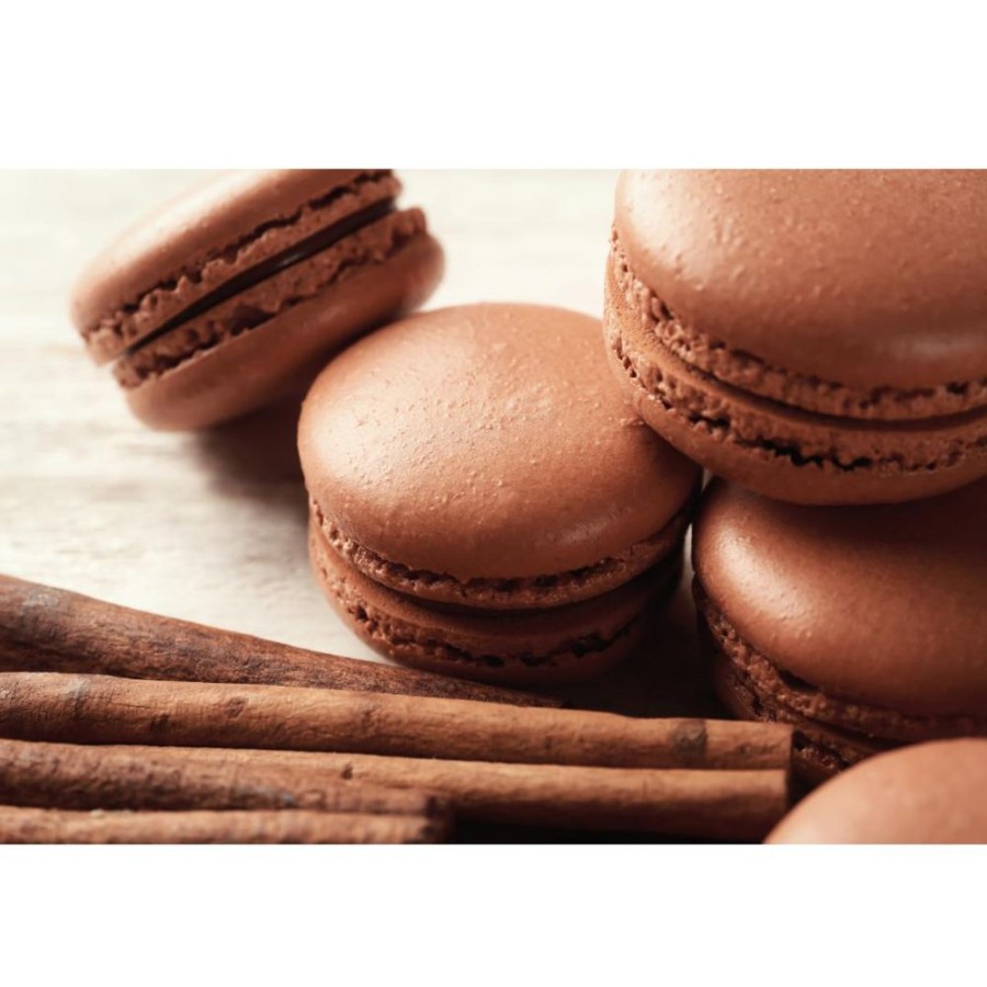 Cafe Distant Lands Coffee | Macaron Cannelle Amande